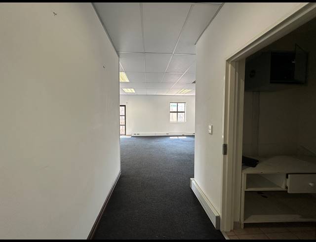 150M² OFFICE TO LET IN HIGHVELD TECHNOPARK
